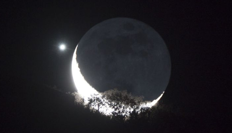 دیدار ماه و مشتری در آسمان شب را از دست ندهید!